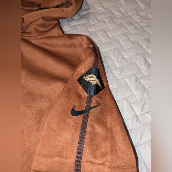Nike Denver Broncos Salute to Service Hoodie 2023 Men's Sideline Pullover sz. M - Picture 3 of 7